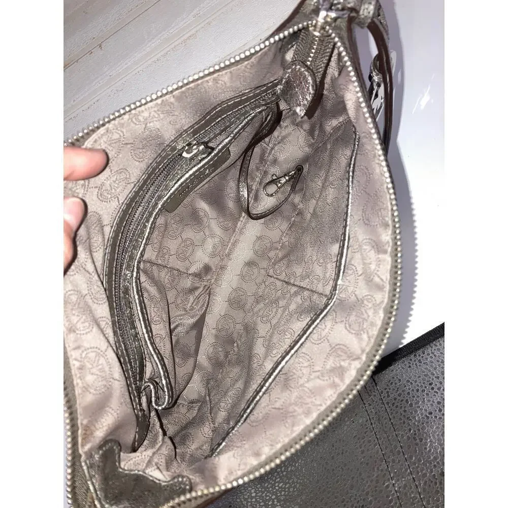 MICHAEL KORS, SMALL LEATHER METALIC SPARKEL CROSSBODY BAG